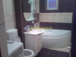 apartament-4-camere-de-inchiriat-centru-2